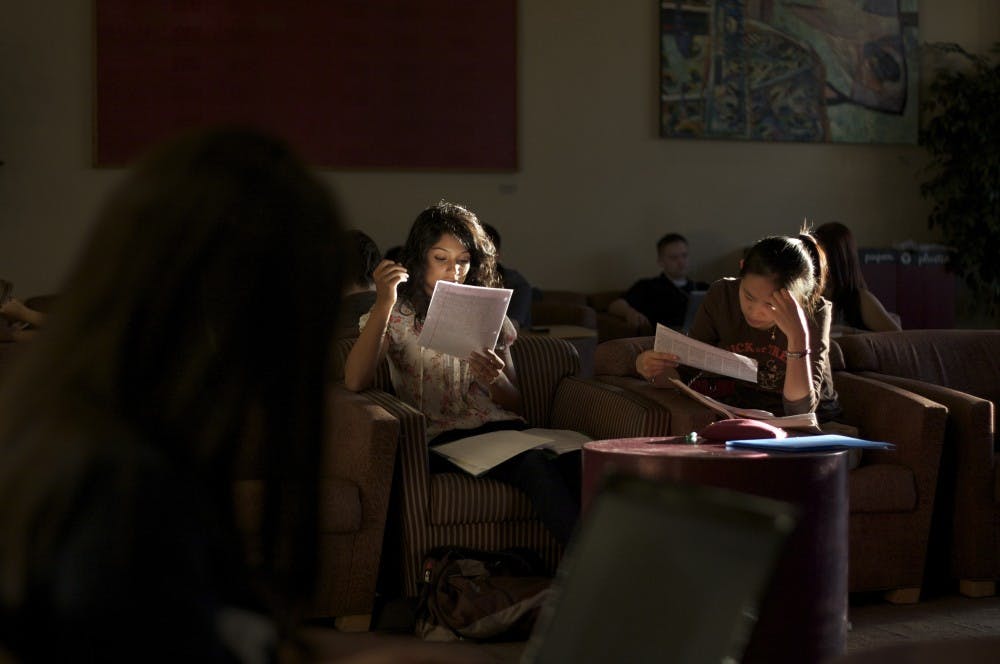 STUDY HOUR: Students fill the Memorial Union late Wednesday afternoon preparing for upcoming midterms. (Photo by Scott Stuk)