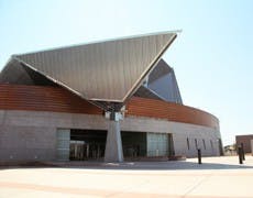 090507-featureartcenter