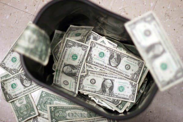 THROW IT AWAY: Arizona Congressman David Schweikert is moving to discontinue the dollar bill and replace it with coins, which cost more to make but are longer lasting. (Photo by Lisa Bartoli)