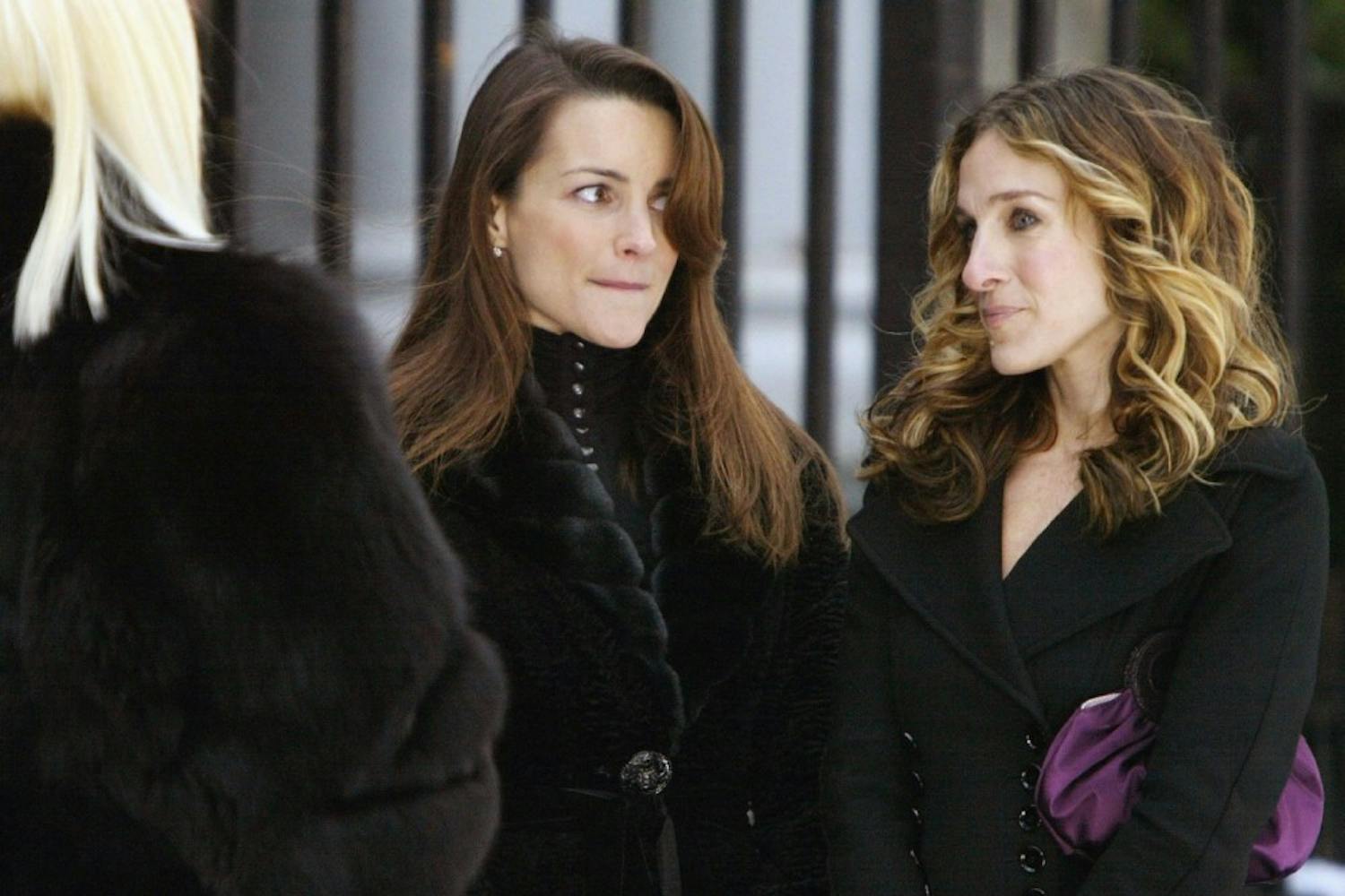 Sarah Jessica Parker and Kristin Davis in Sex and the City in 1998.