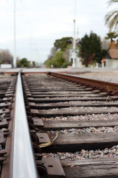 Starting Jan. 25, the City of Tempe will implement a 24-hour Quiet Zone for trains passing from 1st Street to Price Road. Trains will not be allowed to use horns because of the disturbance to residents of nearby neighborhoods. (Photo by Beth Easterbrook)