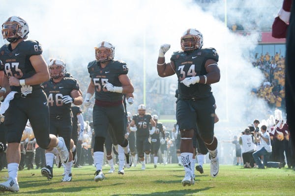 , Saturday, Nov. 8, 2014 at Sun Devil Stadium in Tempe. (Photo by Ben Moffat)