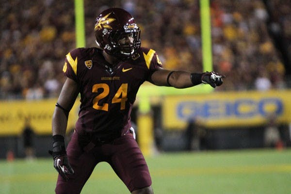 Redshirt junior cornerback Osahon Irabor communicates with his teammates during the Sun Devils' 45-14 win over Illinois on Sept. 8. (Photo by Vince Dwyer)