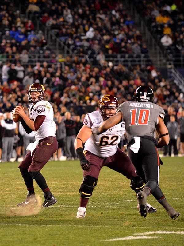 Football Taylor Kelly Texas Tech Holiday Bowl
