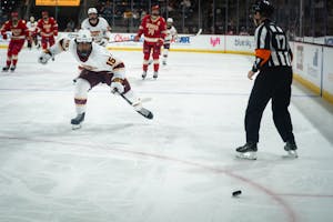 Haynie-251122-Sports-Hockey-Denver-26.jpg