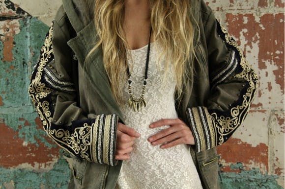 How to dress it down and look fashionable. Photo courtesy of Jemma.