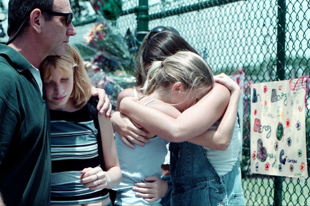 US NEWS SCHOOLSHOOTING 2 MI