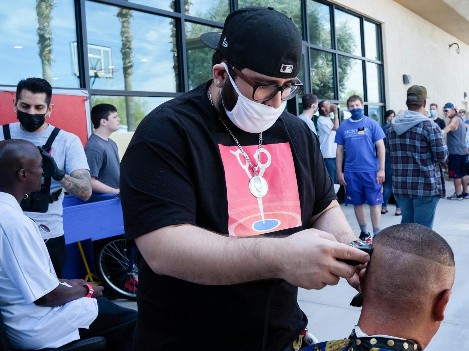 220322 ClipDartBarber-1.jpg