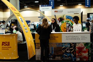 Haynie-250215-Senior Reporter-aaas-phoenix-convention-04.jpg