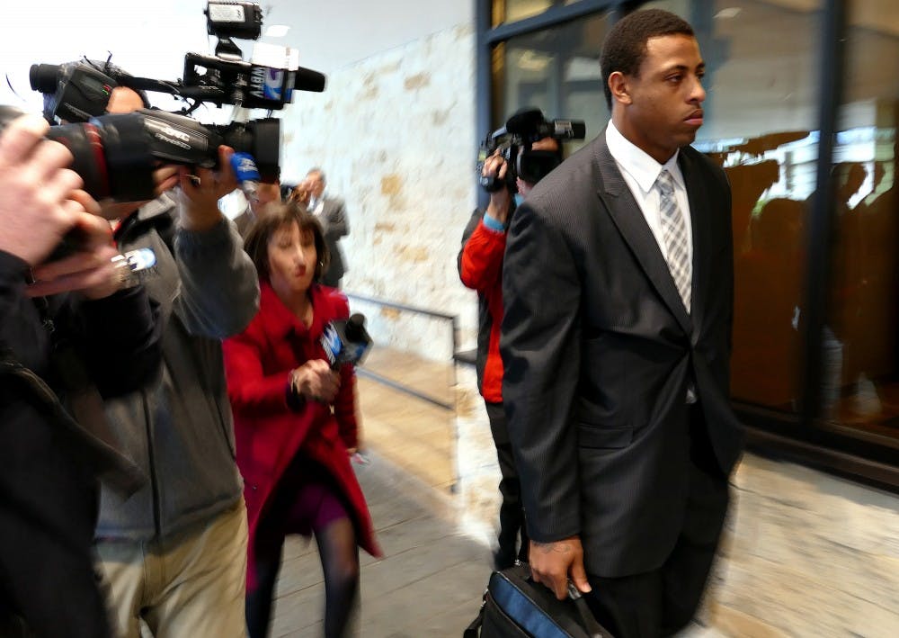 US NEWS FBN-HARDY-CHARGES-DROPPED 3 CH