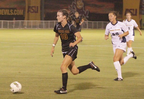CHARGING AHEAD: ASU sophomore defender Jasmine Roth move the ball up the left side in the Sun Devils 7-0 win over NAU on Aug. 19. Roth and the Sun Devils will face South Carolina on Sunday. (Photo by Eli Grasser)