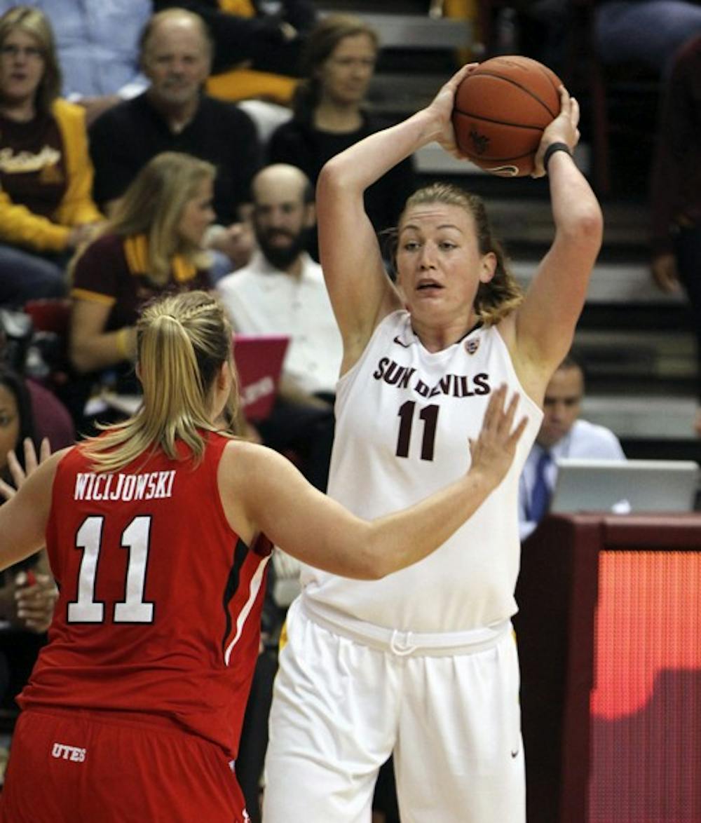 Kali Bennett looks to pass against the Utah Utes on Jan. 21. Bennett’s development into a more complete player has helped the Sun Devils this season. (Photo by Sam Rosenbaum)