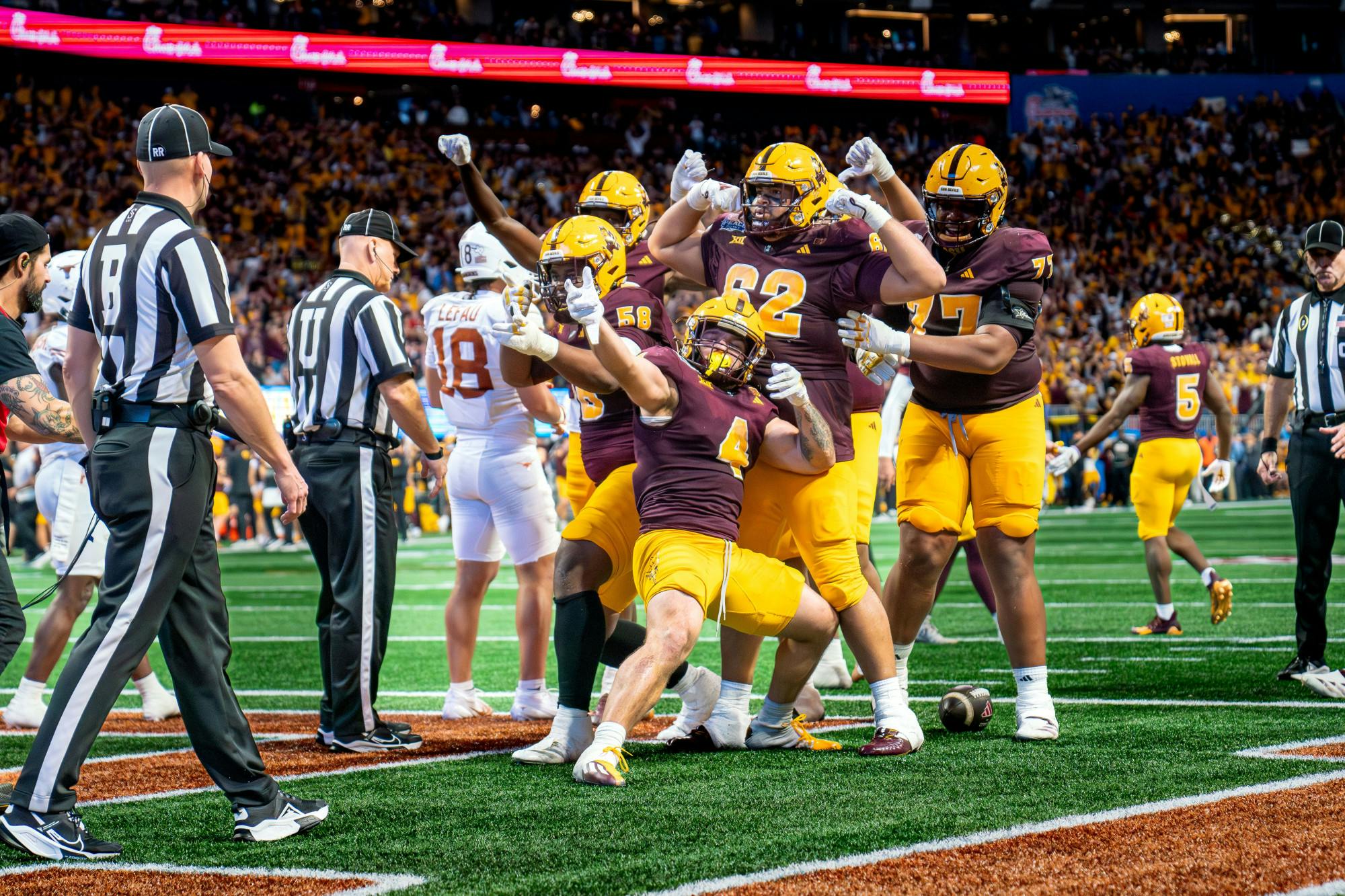 Gallery: Photos from Peach Bowl against Texas