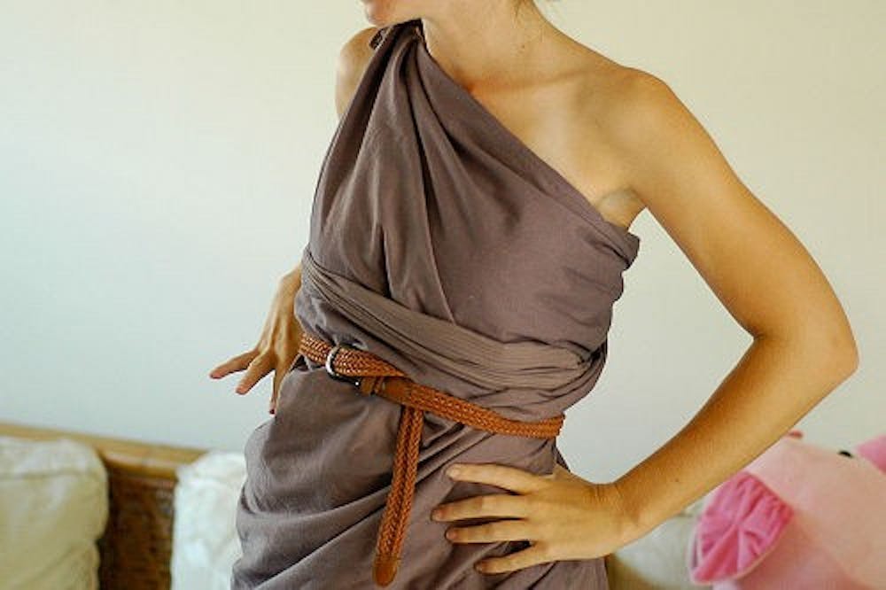 A toga is easy and free to make. Photo from Wikihow.com.