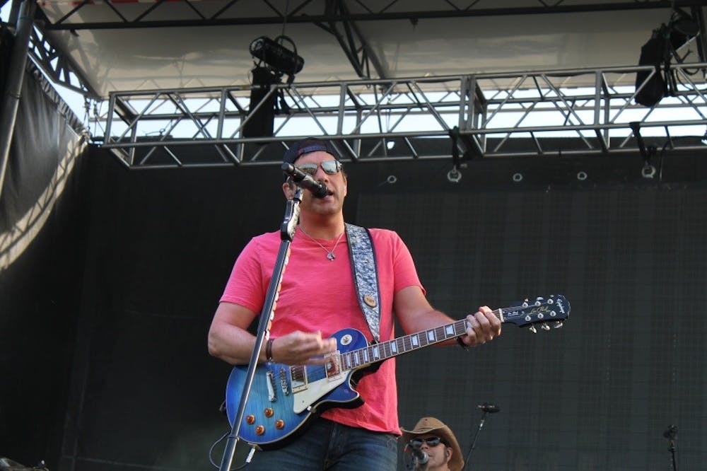 Rodney Atkins performs in Baltimore on May 17, 2013.