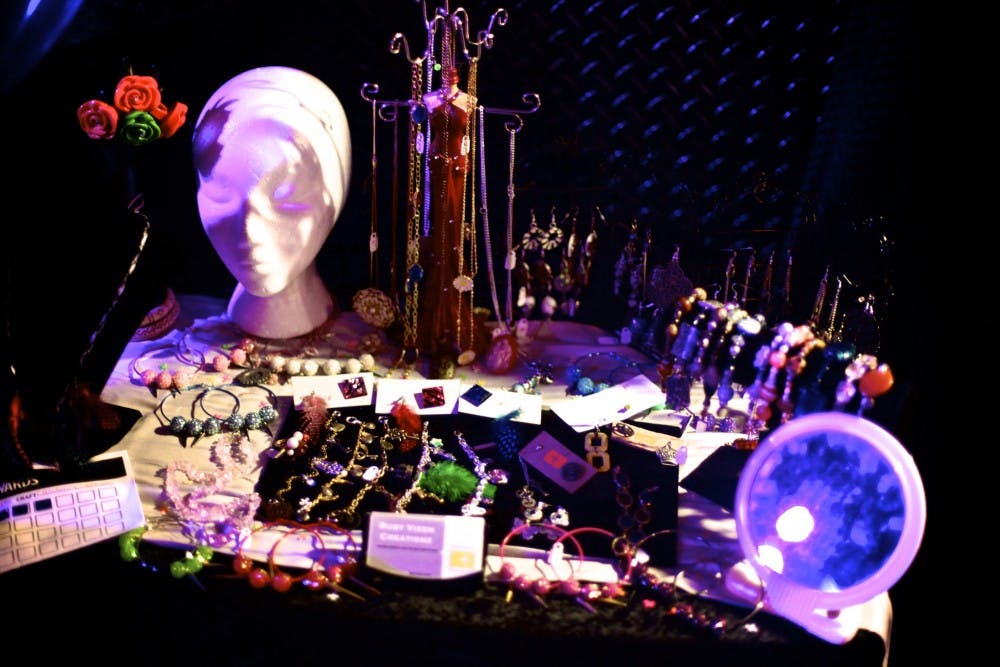 A plethora of accessories during the event. Photo by Gabrielle Nelson.