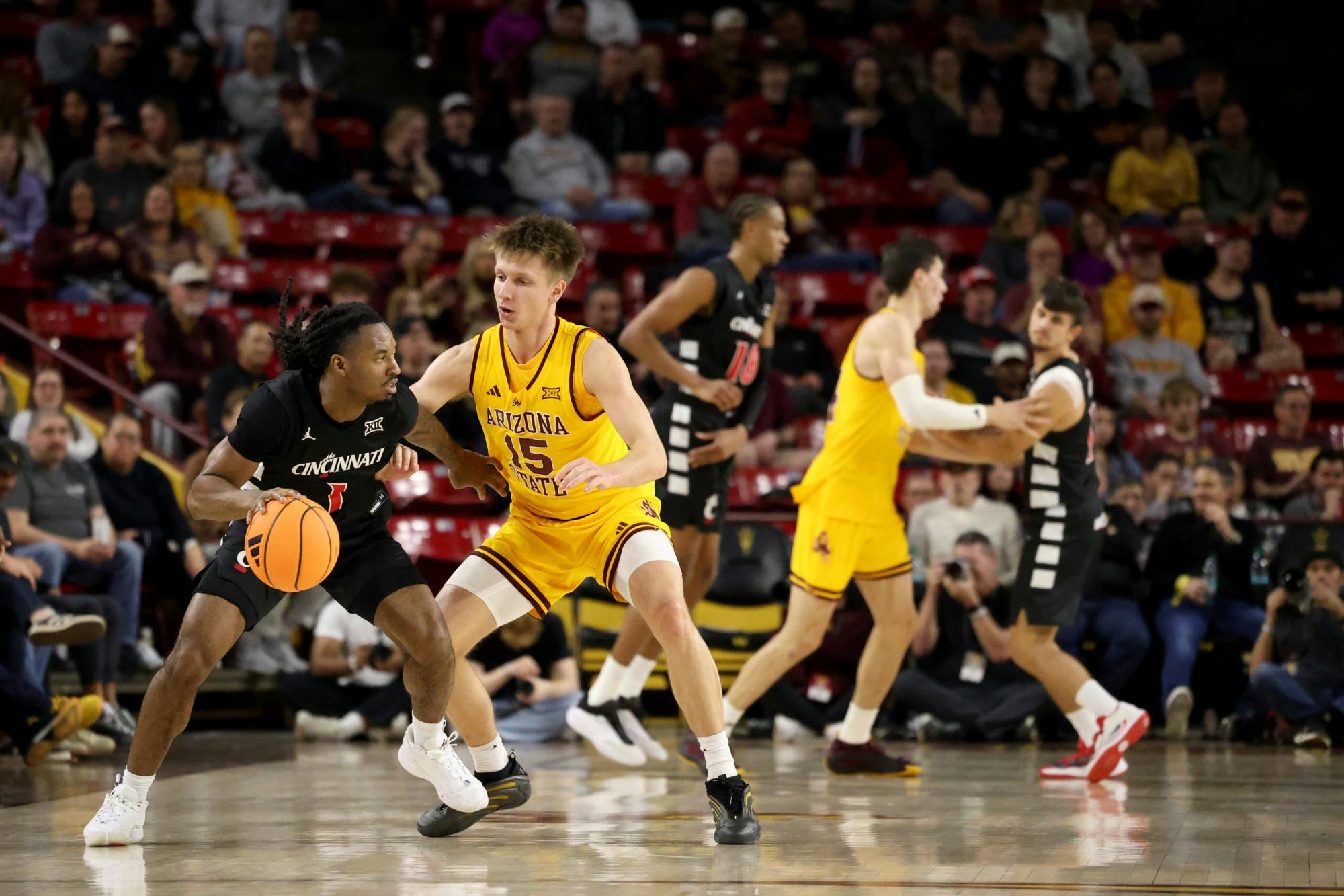 Sports-Basketball-Conference-Defense-Issues