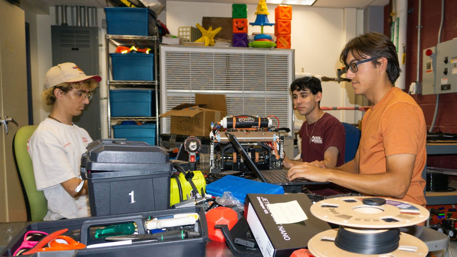 ASU robotics club to compete in VEX Robotics World Championship in April - The Arizona State Press