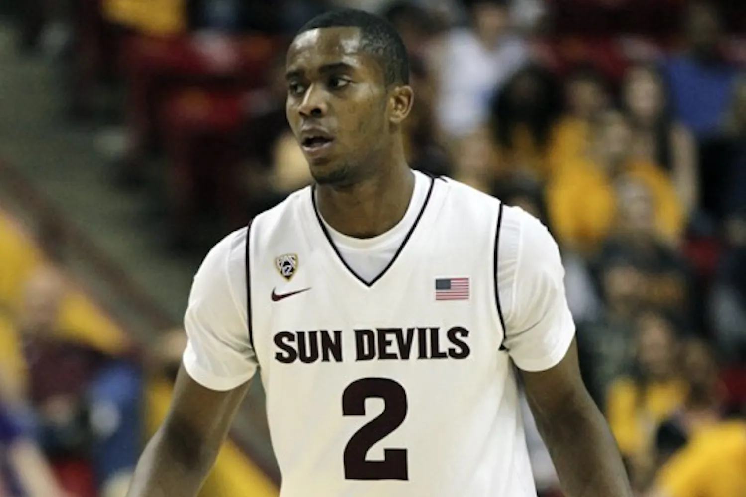 Chris Colvin surveys the court in a game against Washington on Jan. 26. Colvin scored a game high 18 points in ASU’s 72-50 loss to Washington State. (Photo Sam Rosenbaum)