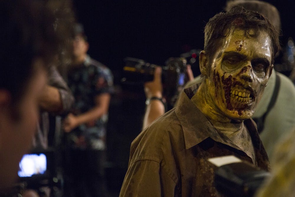 TRAVEL UST-CALIF-THEMEPARKS 2 LA