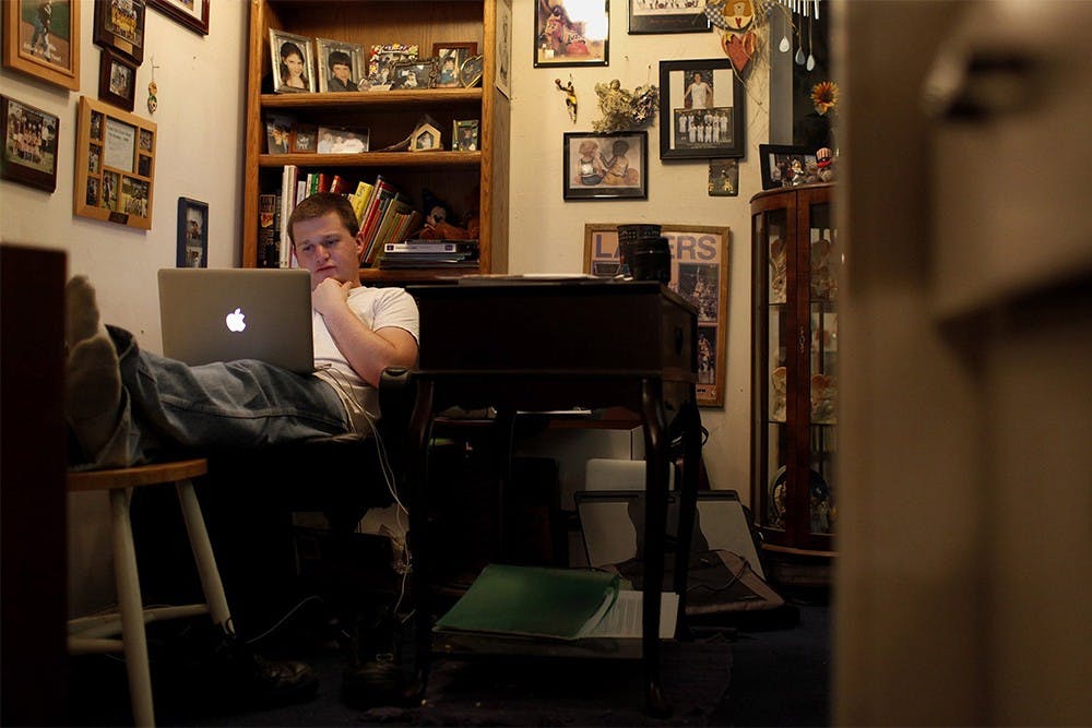 US NEWS CMP-ONLINE-REMEDIAL 1 LA