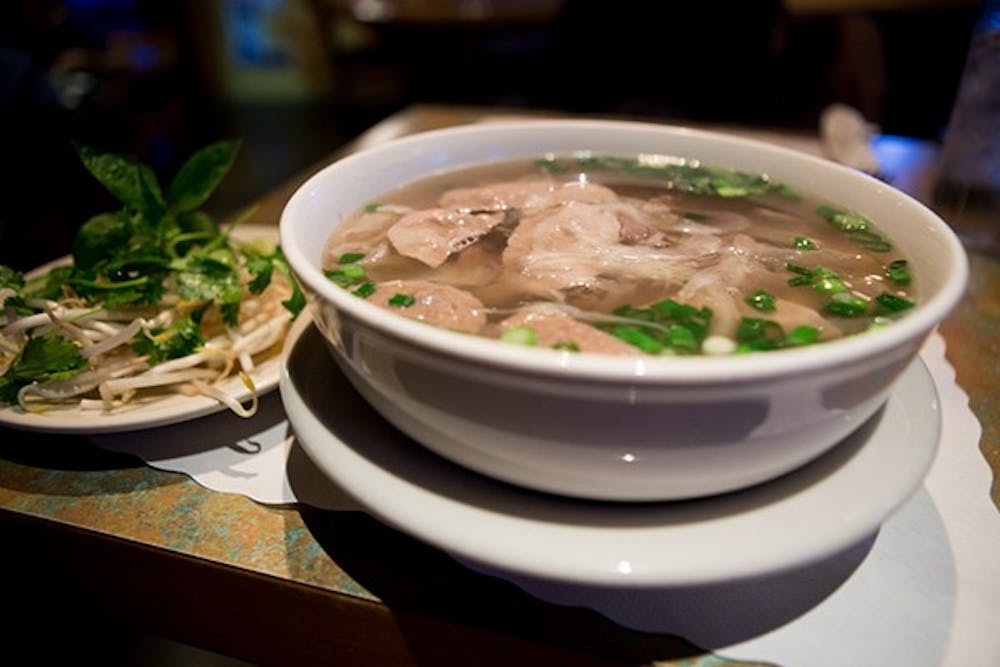 Special Combo Pho Cao Dac Biet (Pho with lean rare steak, well-done flank, marble brisket, tendon, tripe, and meat balls) can be found at Pho Cao Restaurant & Bar on Gilbert Drive and Scottsdale Road. (Photo by Ryan Liu)