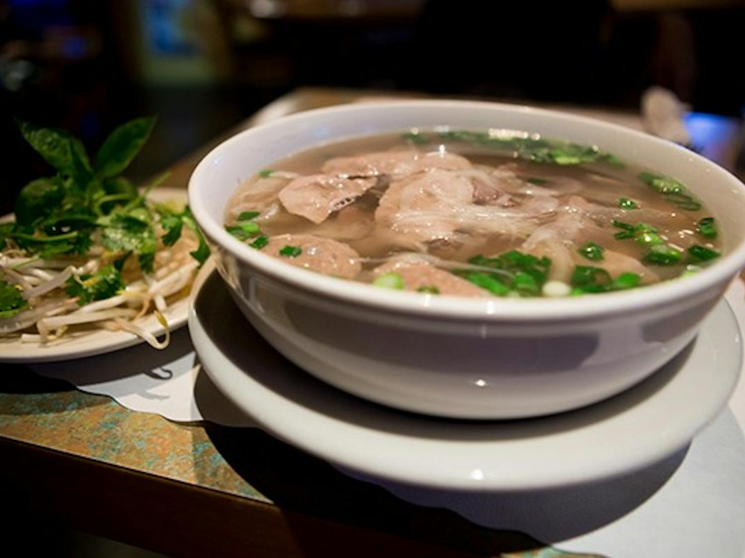 Special Combo Pho Cao Dac Biet (Pho with lean rare steak, well-done flank, marble brisket, tendon, tripe, and meat balls) can be found at Pho Cao Restaurant & Bar on Gilbert Drive and Scottsdale Road. (Photo by Ryan Liu)