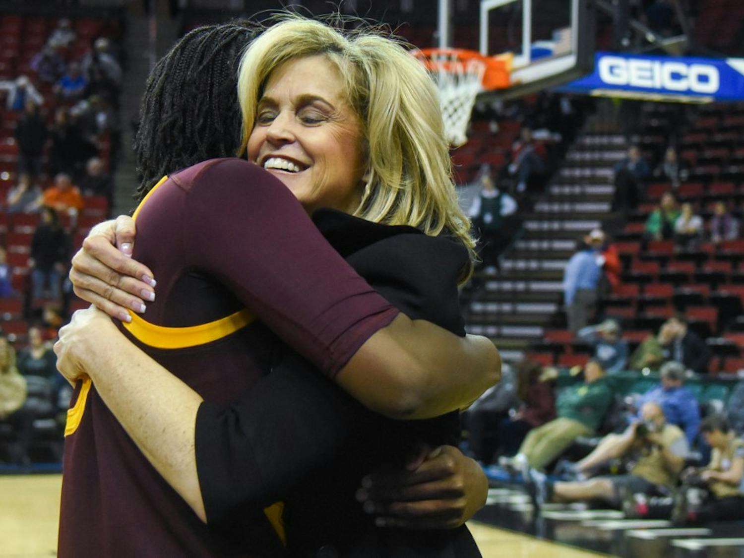 Women's Basketball Round-Up