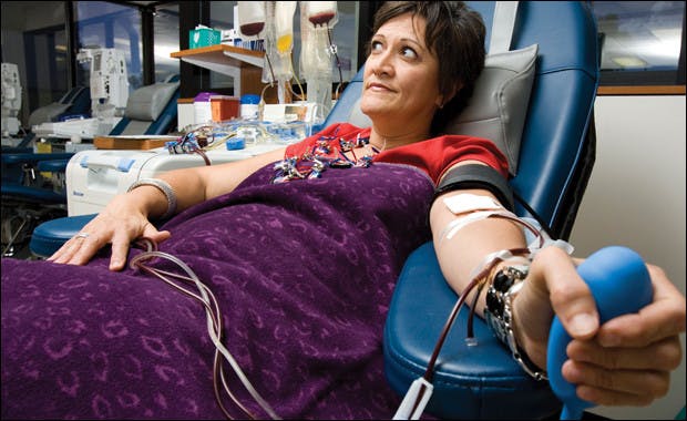 091008_blooddrive_01_mb_web