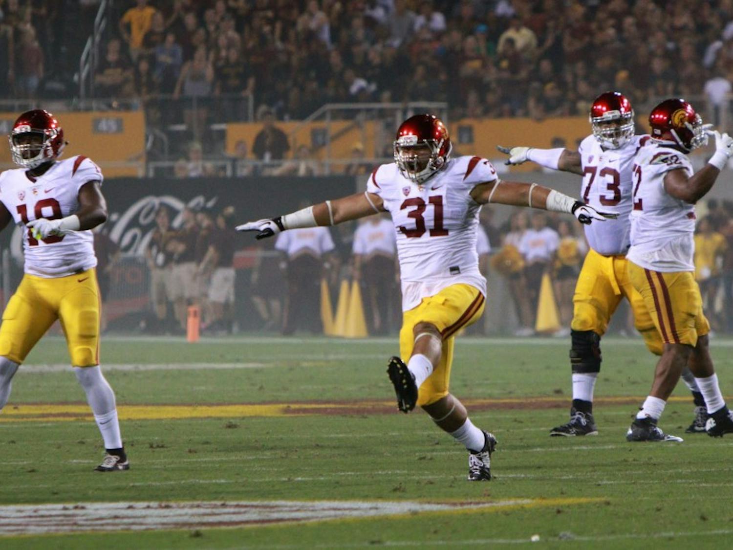 USC fullback Soma Vainuku (31) reacts after a missed field goal by Arizona State Saturday, Sept. 26, 2015 at Sun Devil Stadium in Tempe. 