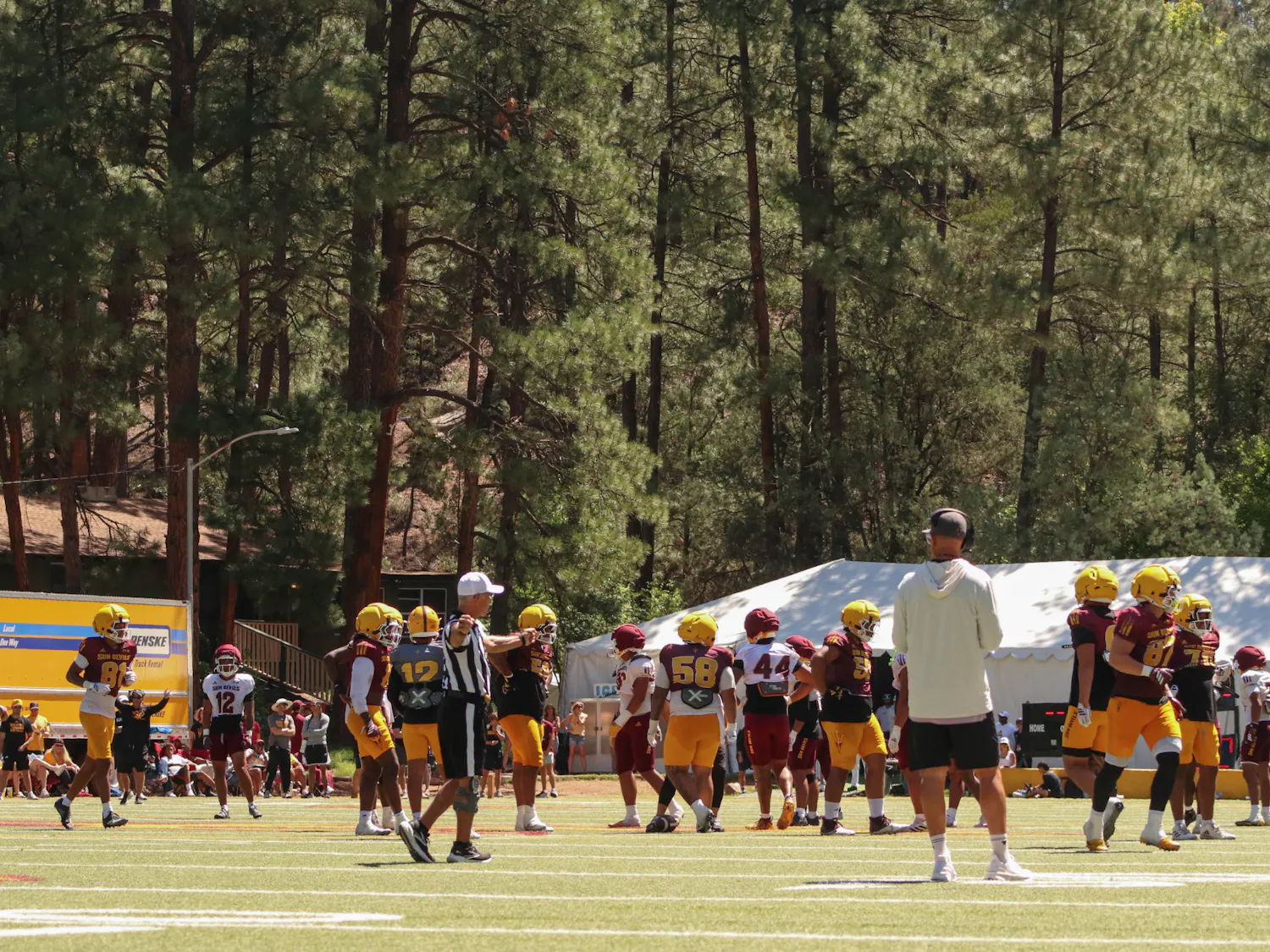 Nakamura-260815-Sports-Football-Camp-Tontozona-33.jpg