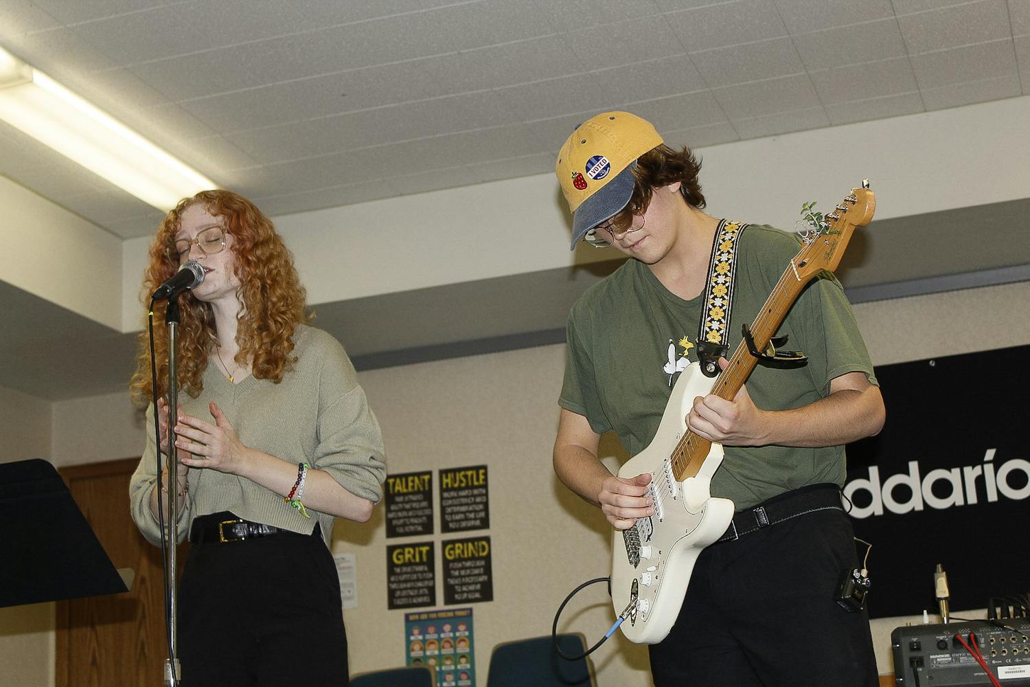 SalazarLoman-251113-The Echo-repitch-local-band-right-rosemary-5.jpg