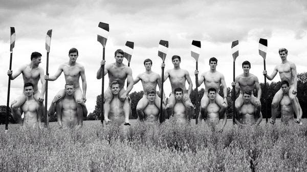 via Warwick Rowers twitter (@naked_rowers)