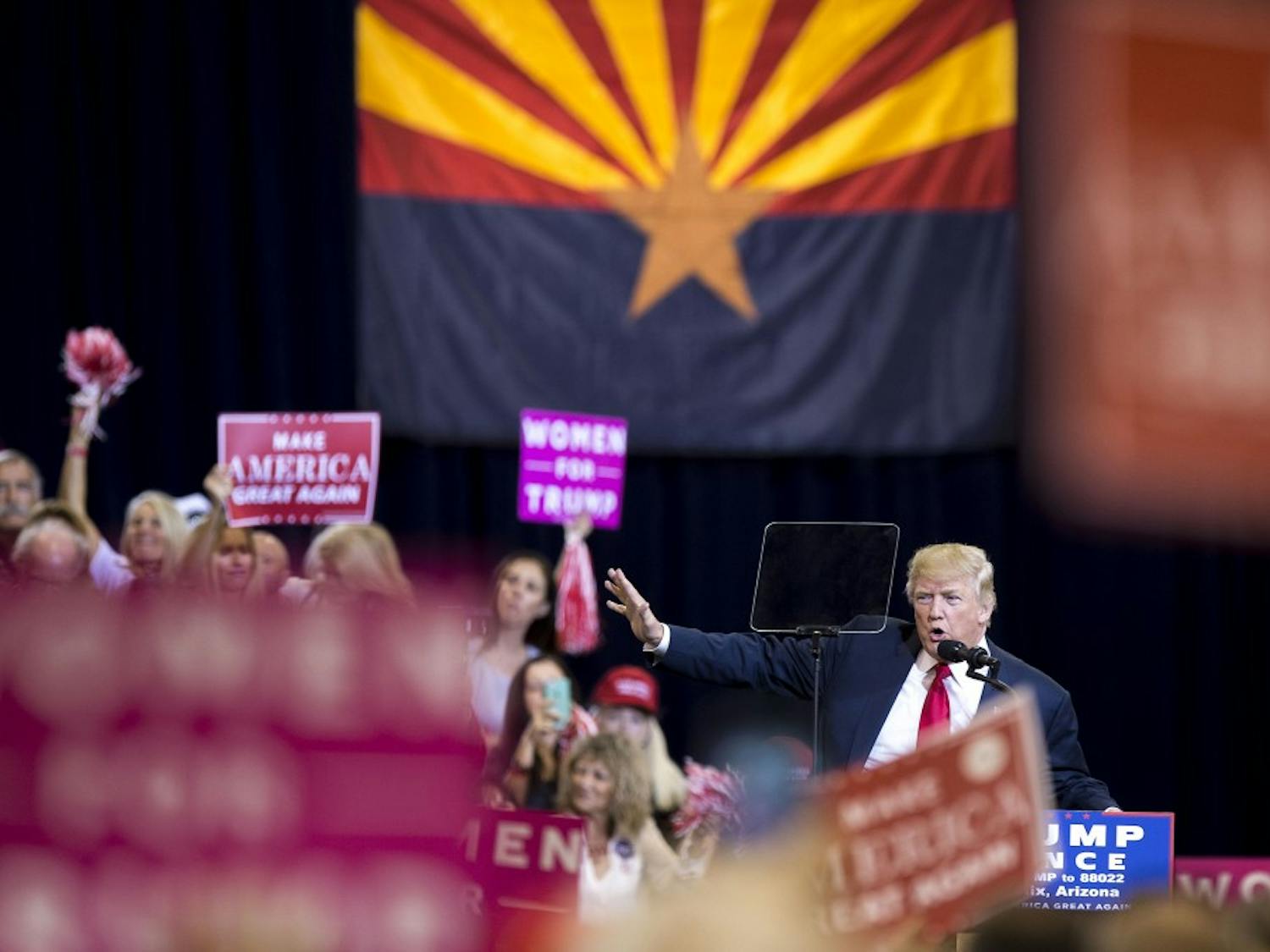 Photo Gallery: Donald Trump touches down in Phoenix for rally