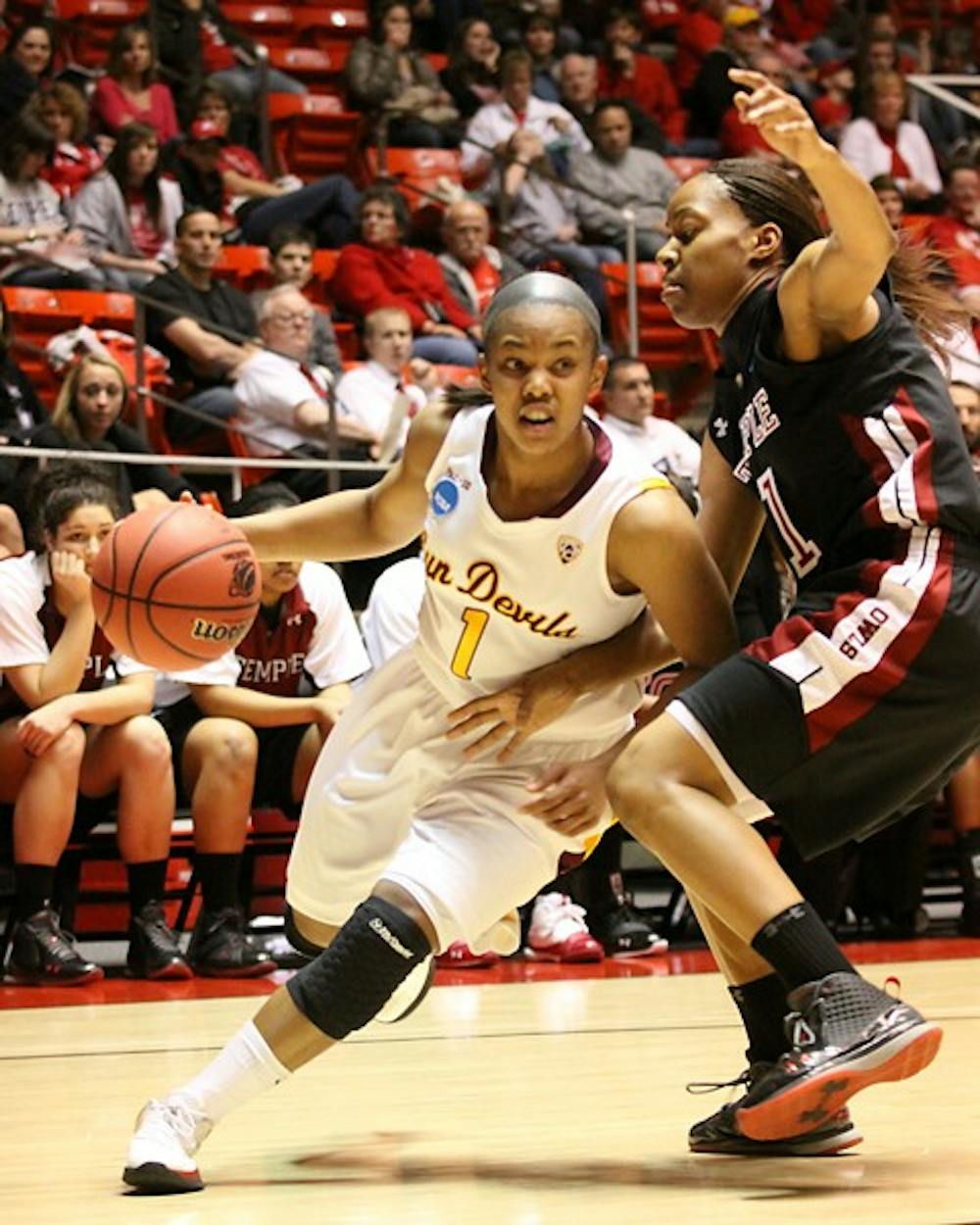 Crashing out: ASU redshirt senior guard Dymond Simon tries to drive inside against Temple sophomore forward Brittany Lewis in the first round of the NCAA tournament on Saturday. The Sun Devils were blown out by the Owls, 63-45. (Photo courtesy of Steve Rodriguez+