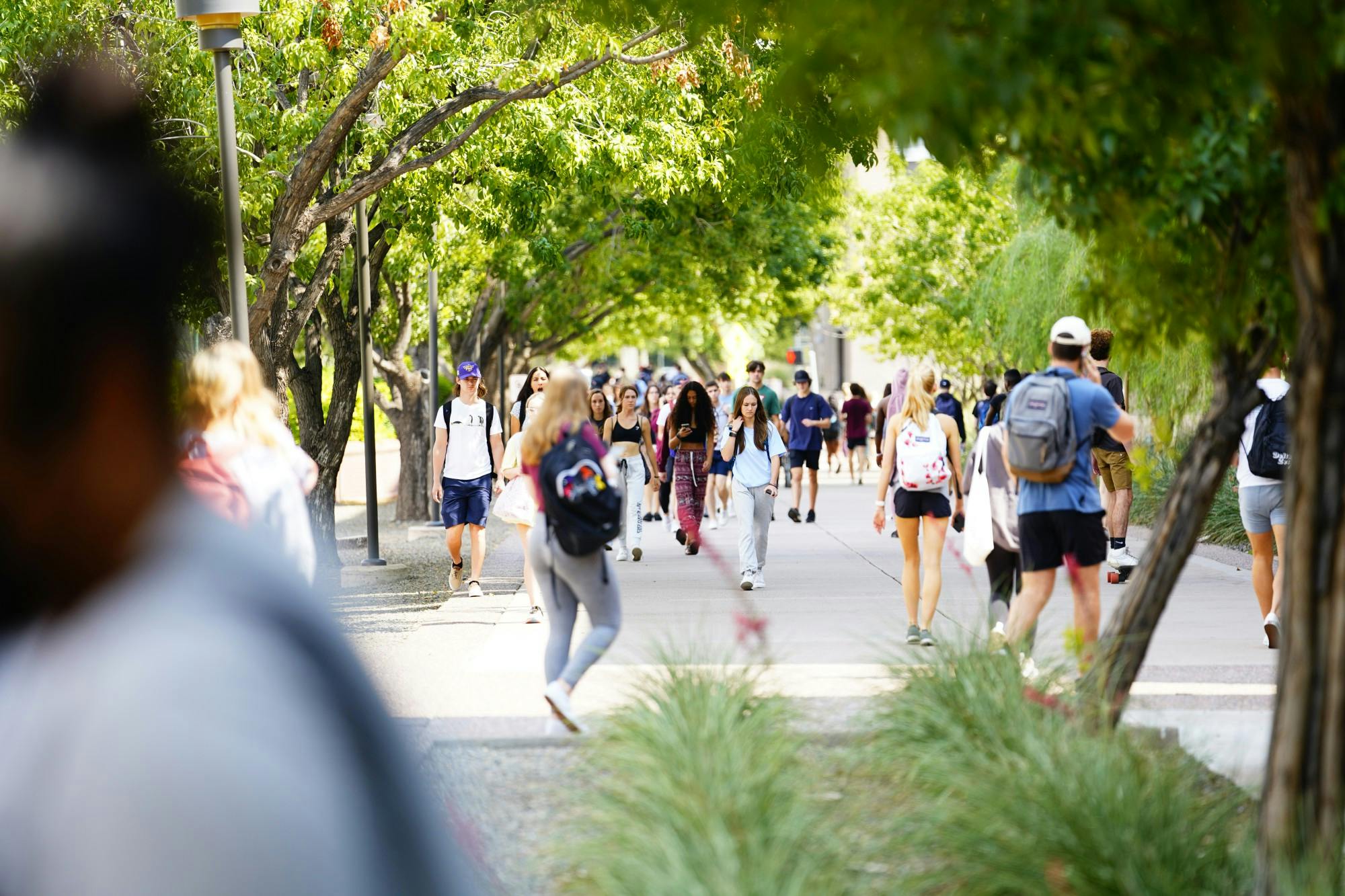 210927 Students Walking