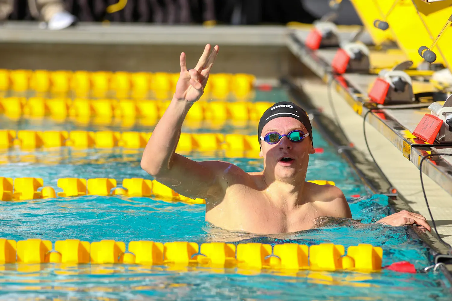 230121 S&D v Stanford.jpg