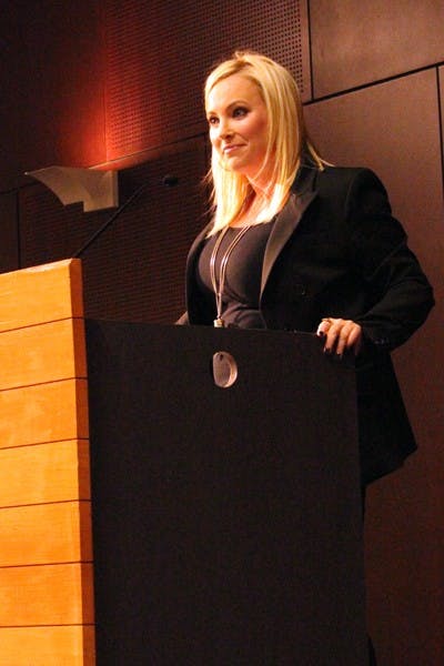 Meghan McCain speaks about her life experience as the daughter of a politician and presidential candidate in the Memorial Union on the Tempe campus Wednesday night. (Photo by Jenn Allen)