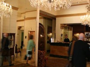 042607-carlossanmarcoskl