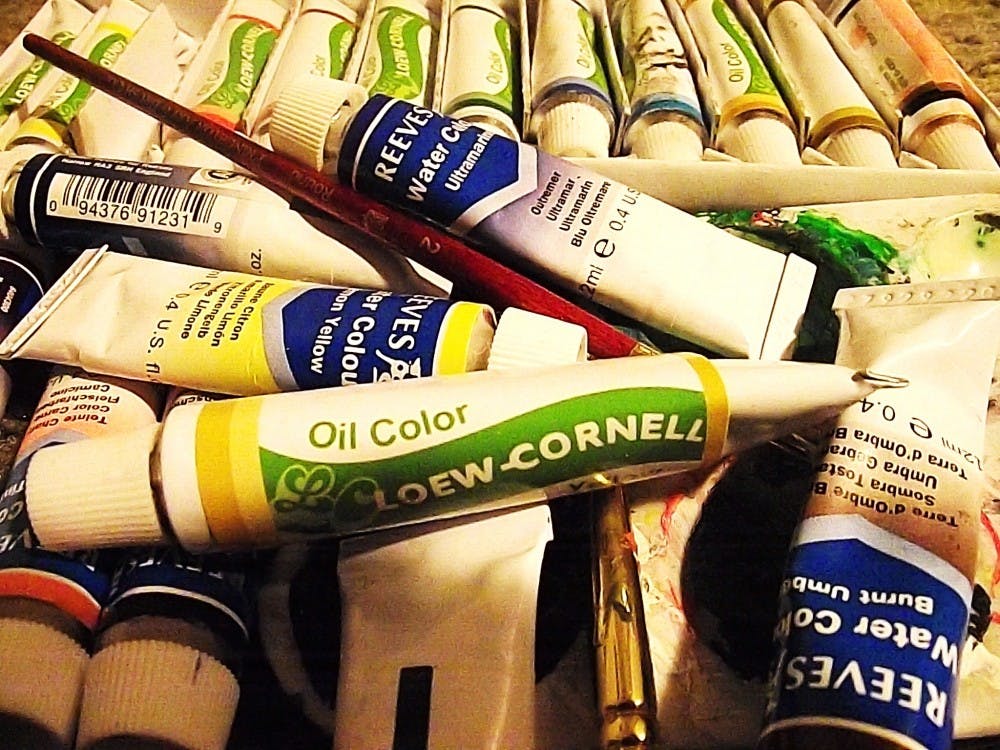 Take your pick of oils or watercolors. Photo by Faith Breisblatt. 