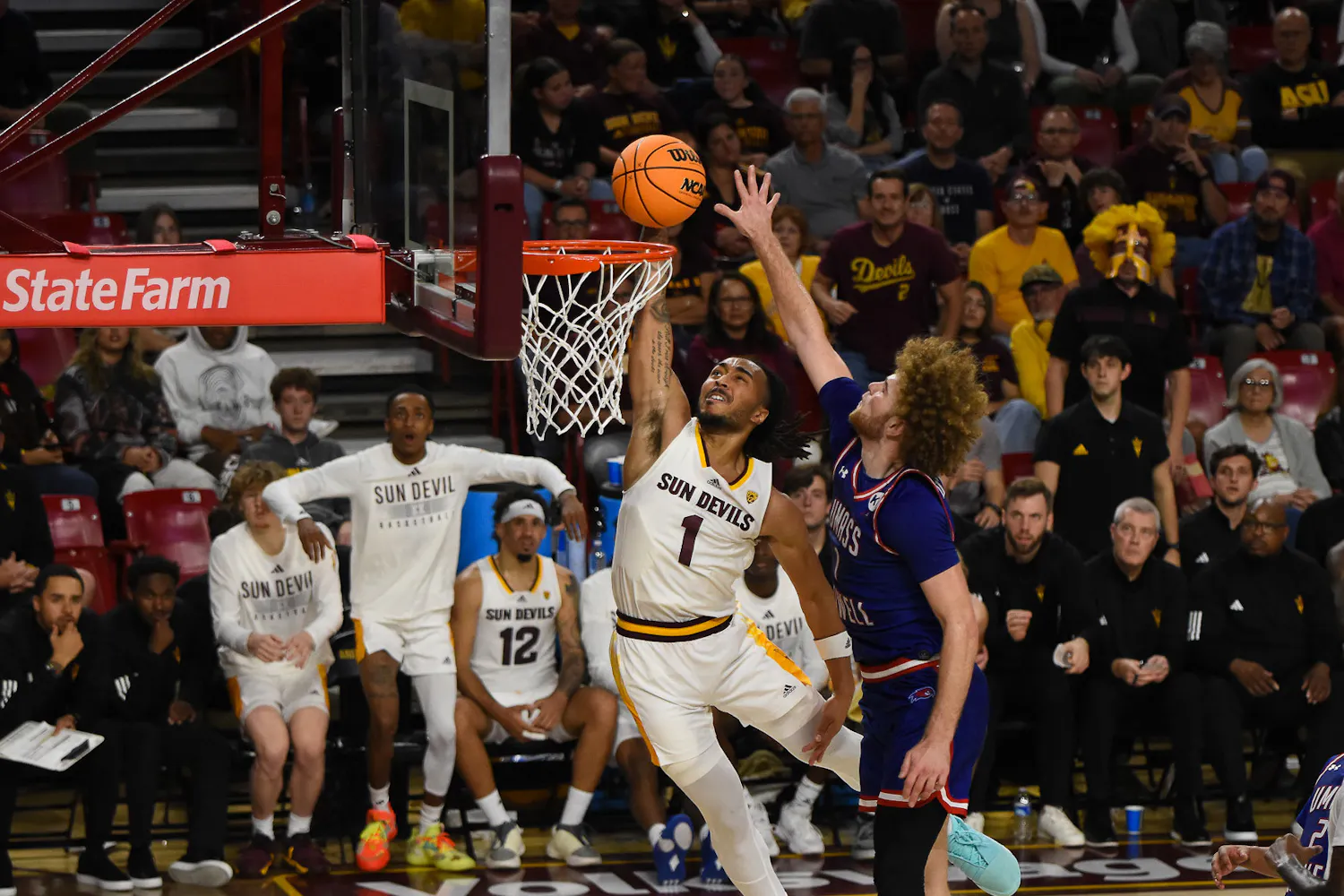 231116 MBB v UMASSLowell-07.jpg