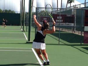 ASU women's tennis senior Gussie O'Sullivan serves to her opponent on Nov. 4 during&nbsp;the ASU Thunderbird Invitational at the Whiteman Tennis Center in Tempe.&nbsp;