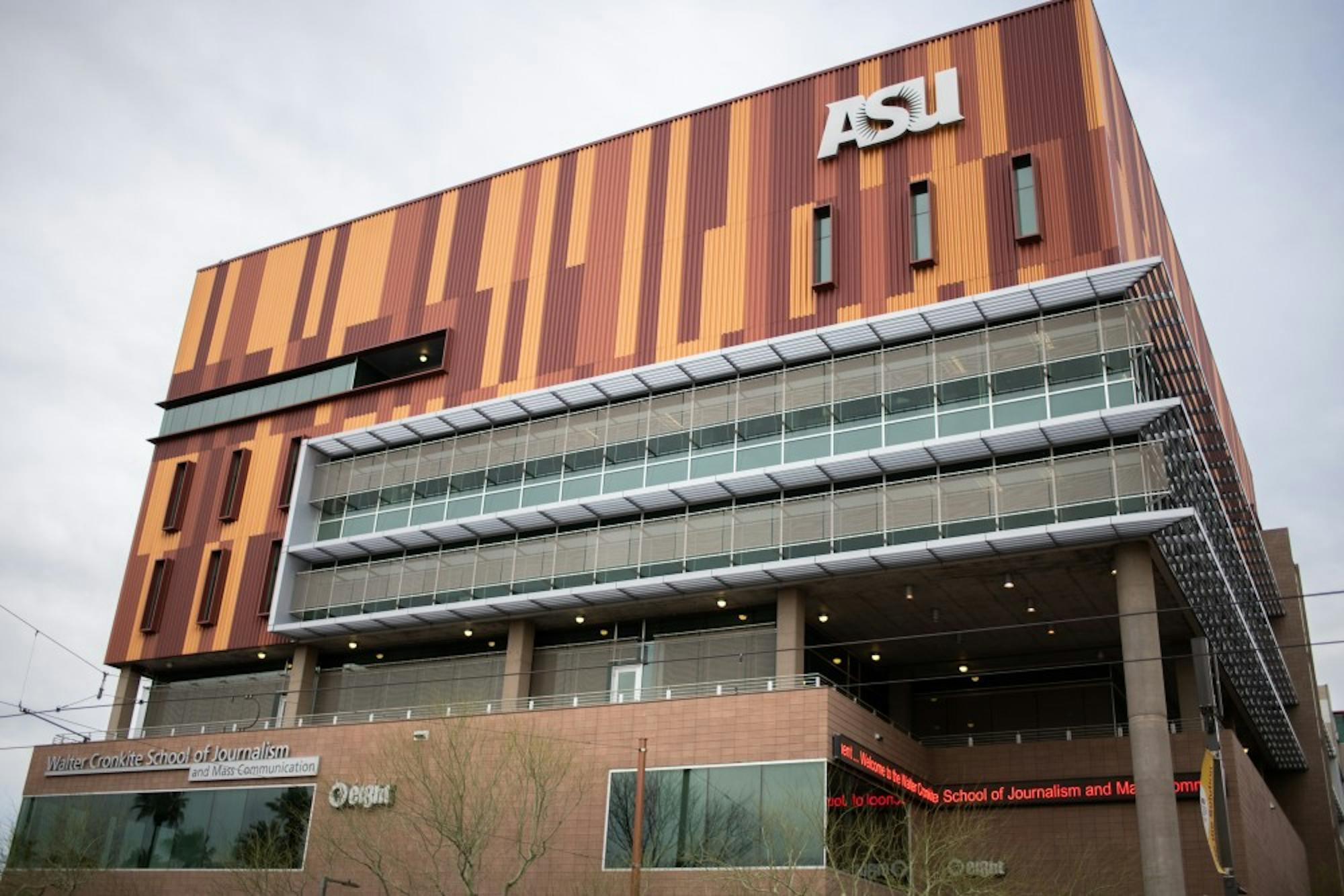 ASU Cronkite School's NIL Research Initiative faces challenges to complete its missions - Vimarsana News