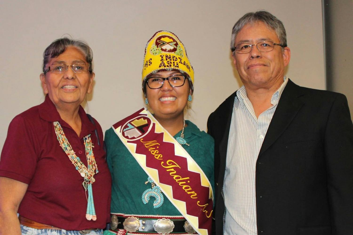 Jennifer Jones poses with her parents after being crowned Miss Indian ASU in April of&nbsp;2016.