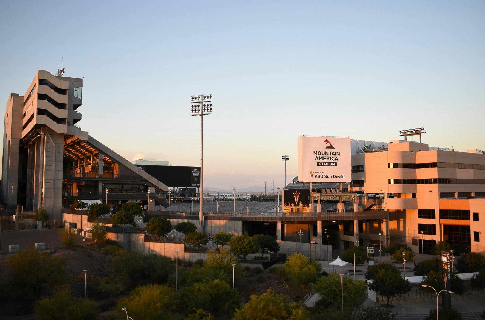 senior-reporter-football-heat-protocol-cascella-830-jpg