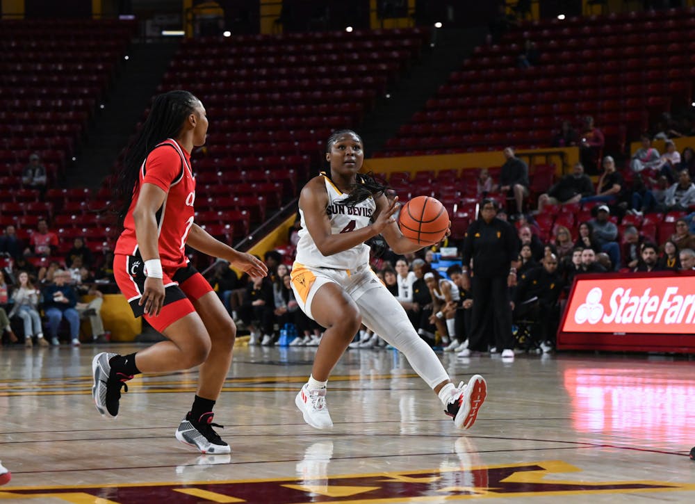 Schaeffer_250125-WBB- Cincinnati-19.jpg