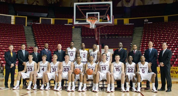 FRESH START: The ASU men’s basketball team poses for photos during media day on Wednesday. The Sun Devils have are hoping to capitalize on the new season after a less-than-stellar campaign last year. (Photo by Aaron Lavinsky)