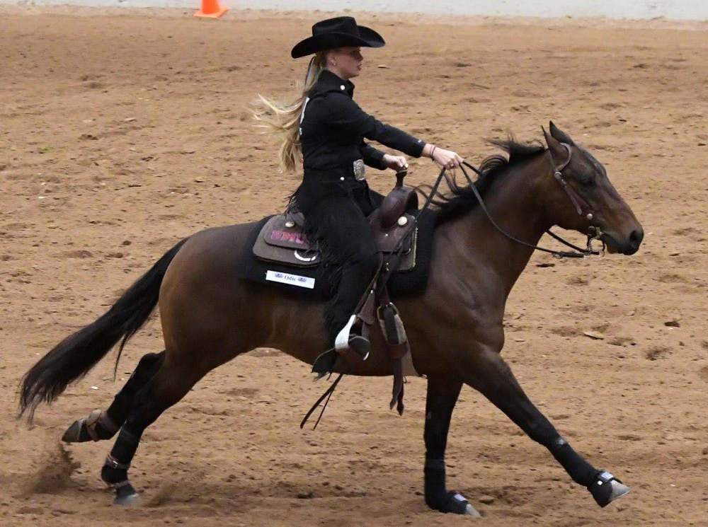 Western rider competing for Auburn​