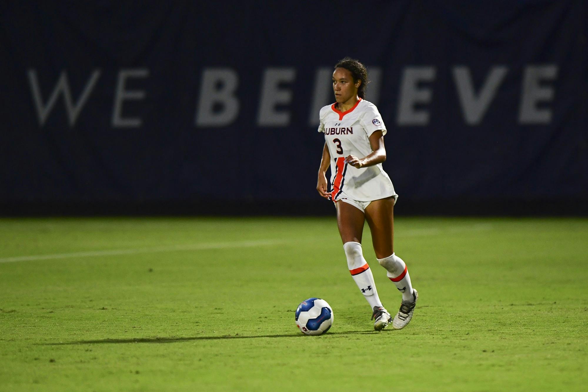 Alyssa Malonson (3) soccer vs miss st 