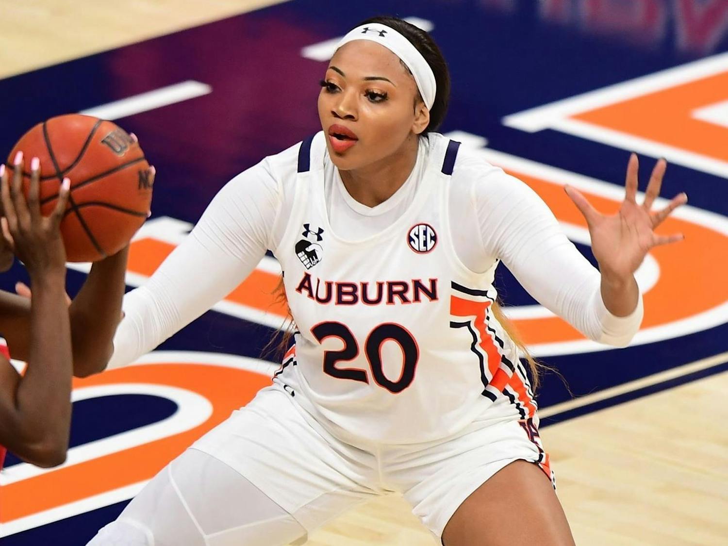 Unique Thompson. Mandatory credit: Shanna Lockwood//AU Athletics